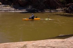 Medição descarga líquida - Nitro Imagens LTDA